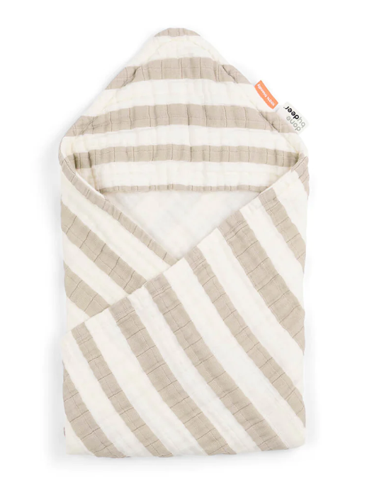 Toalla con capucha de rayas Done by Deer